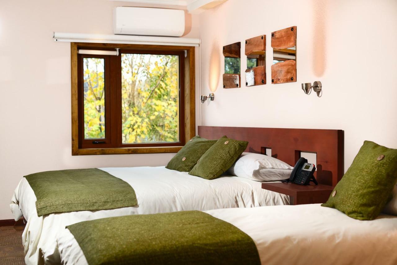 Hotel Pucon Indomito Bagian luar foto
